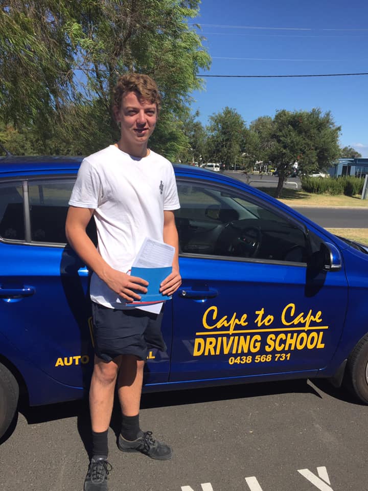 Busselton-Driving-Lessons-Student-Photo12